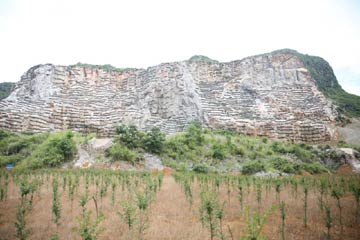 “山水名片”遭破壞 桂林官員稱得不償失