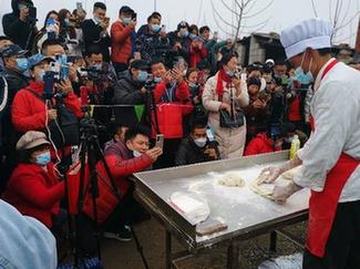 流量變“流毒” 部分自媒體蹭流量蹭出一地雞毛